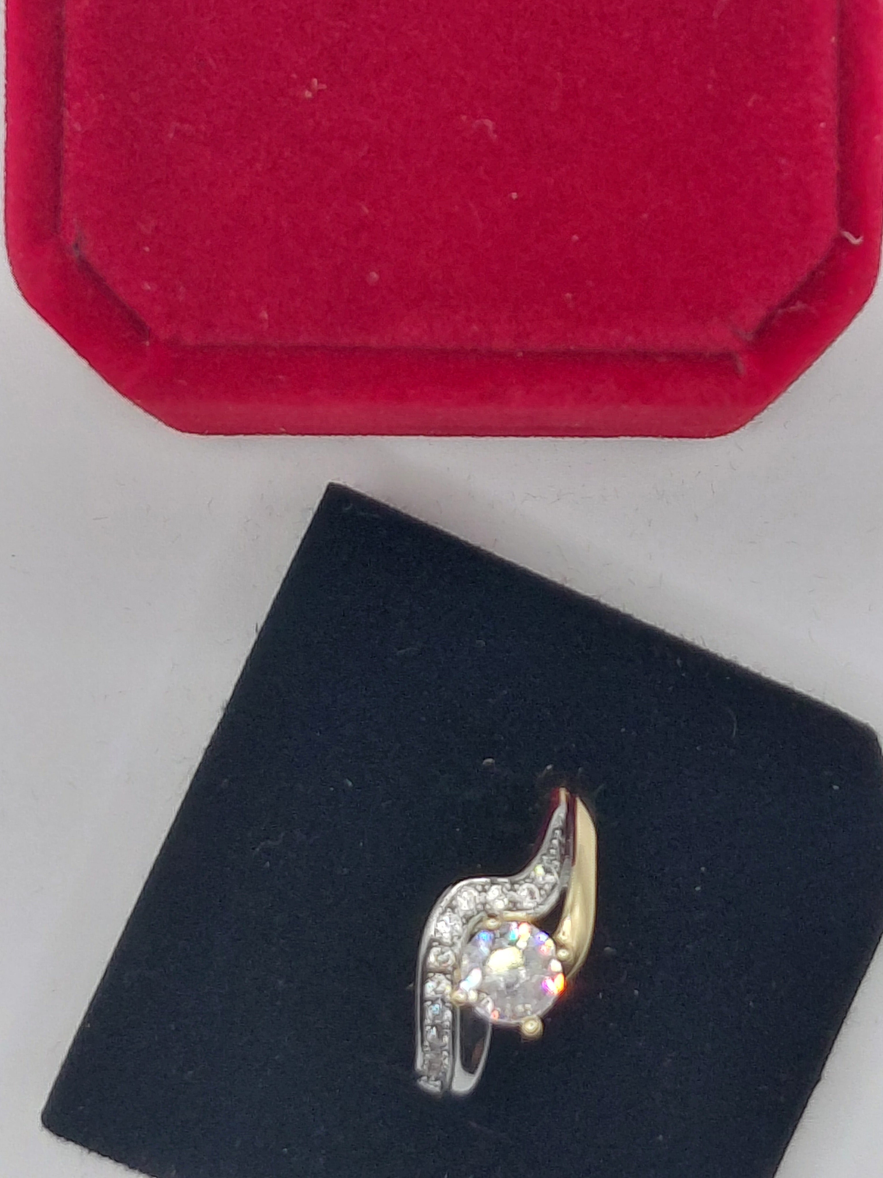 Bague saphir et zirconium