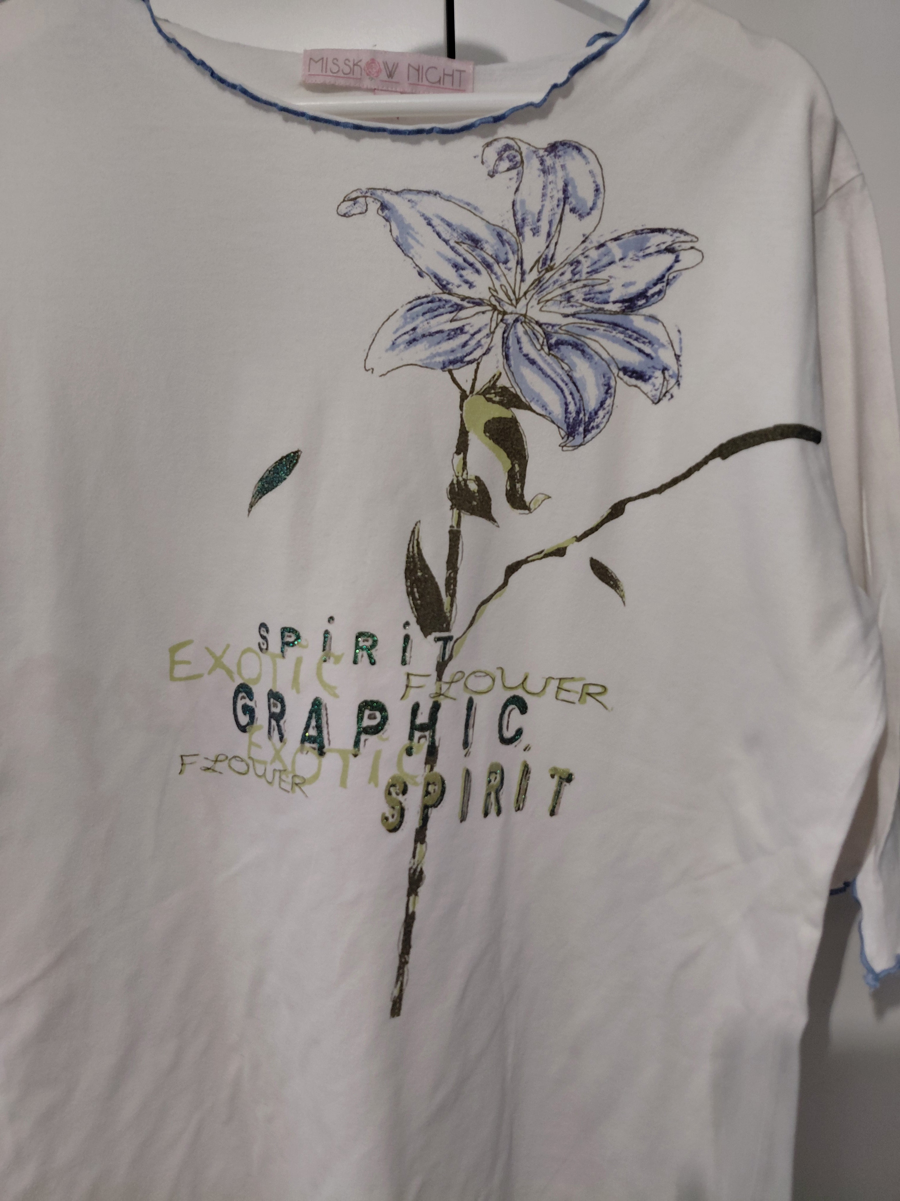 Tee-shirt shirt fleuri