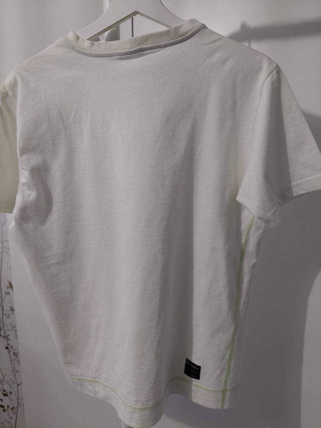 Tee-shirt champion