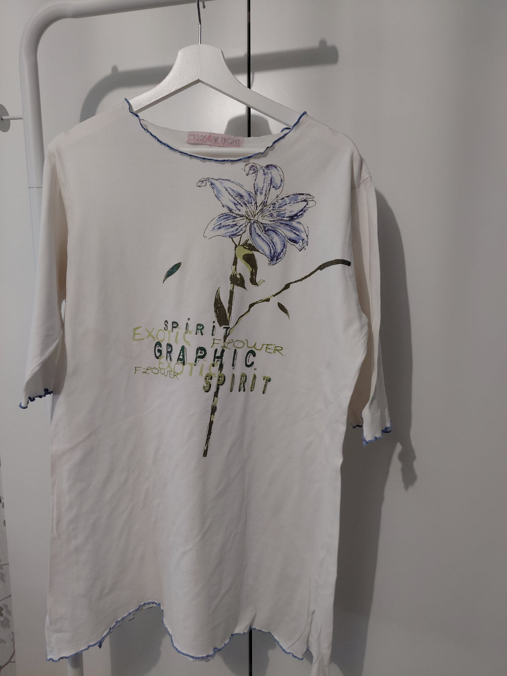 Tee-shirt shirt fleuri