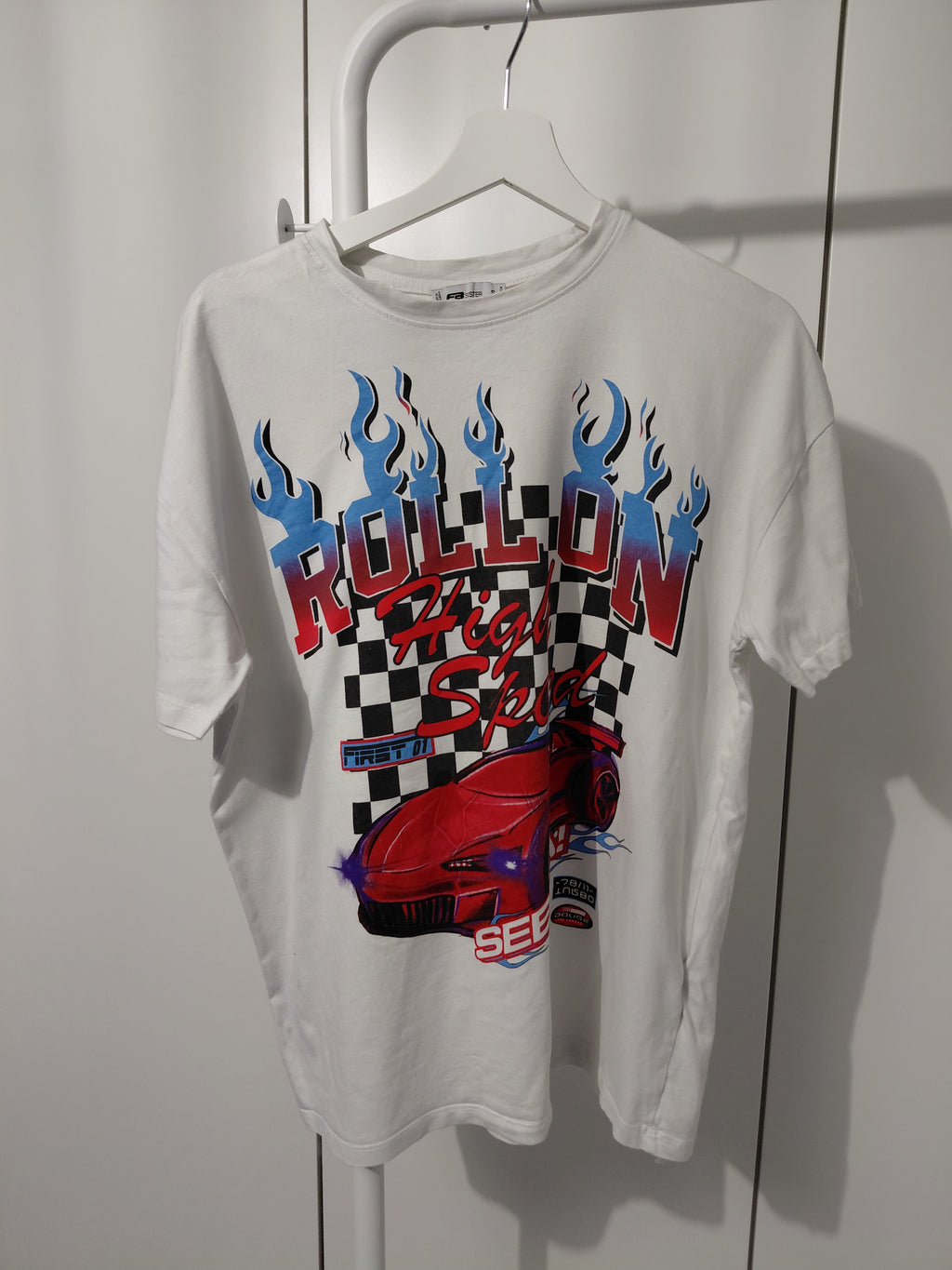 Tee-shirt cars