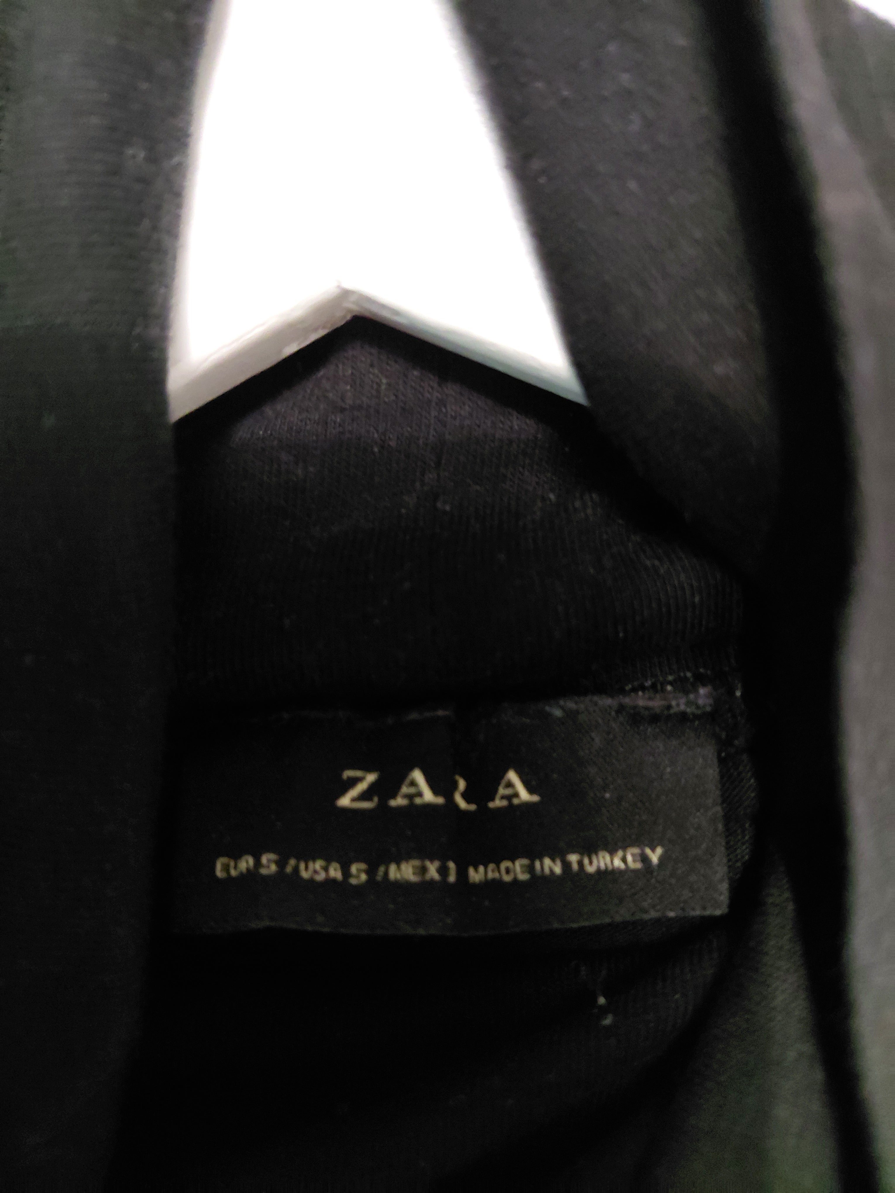 Pull col roulé Zara