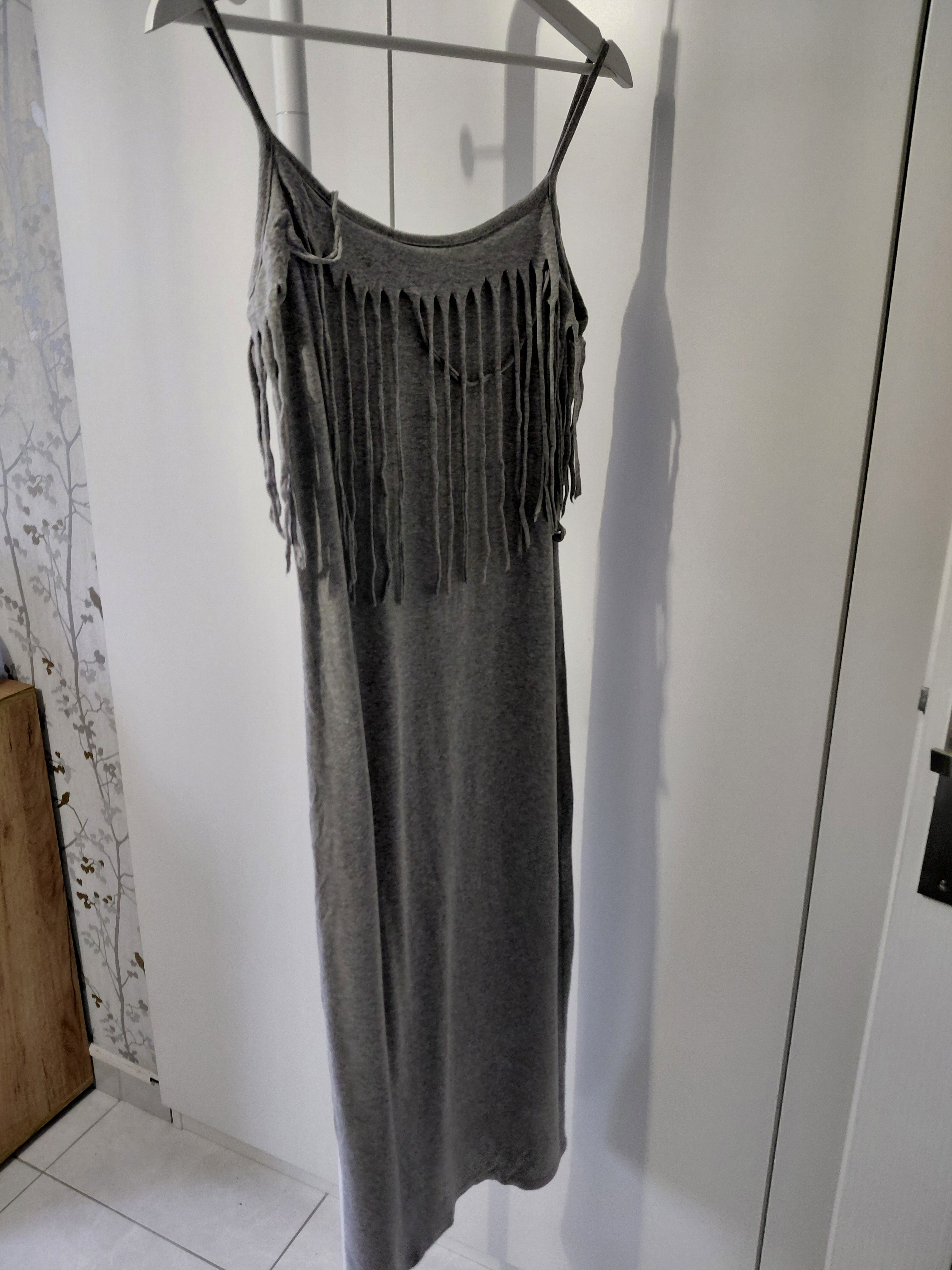 Robe longue à bretelles